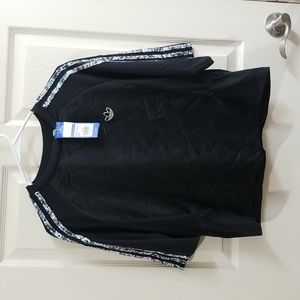 Adidas women's tee-shirt